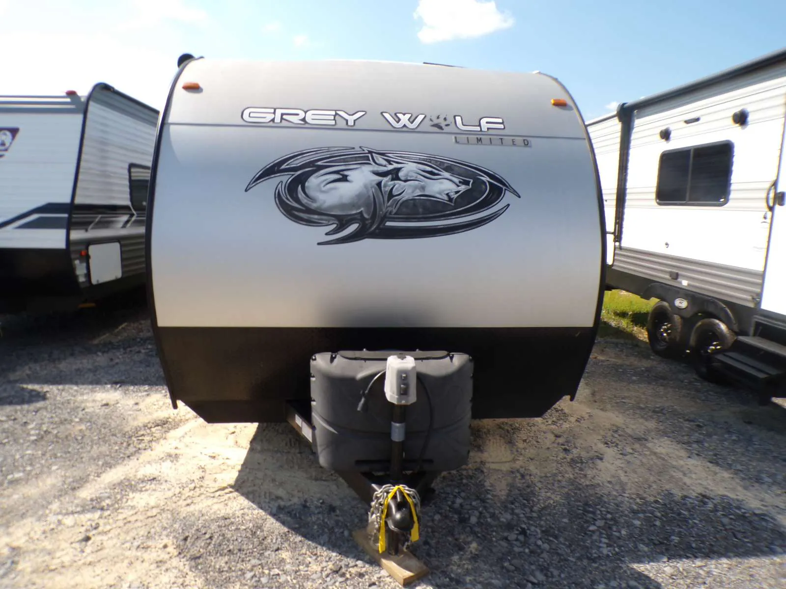 2021 Forest River Cherokee Grey Wolf 26DJSE