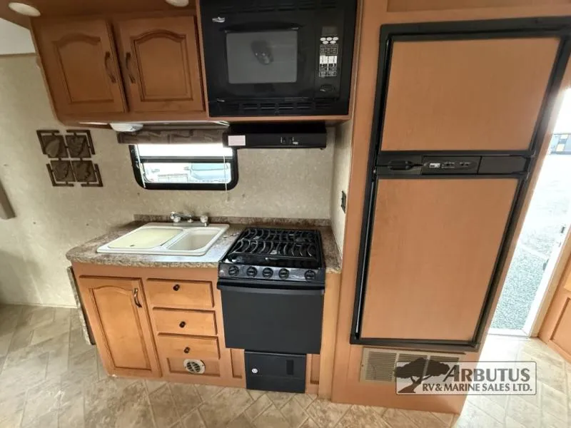 2010 Gulf Stream RV Streamlite 23SLB - Photo 4