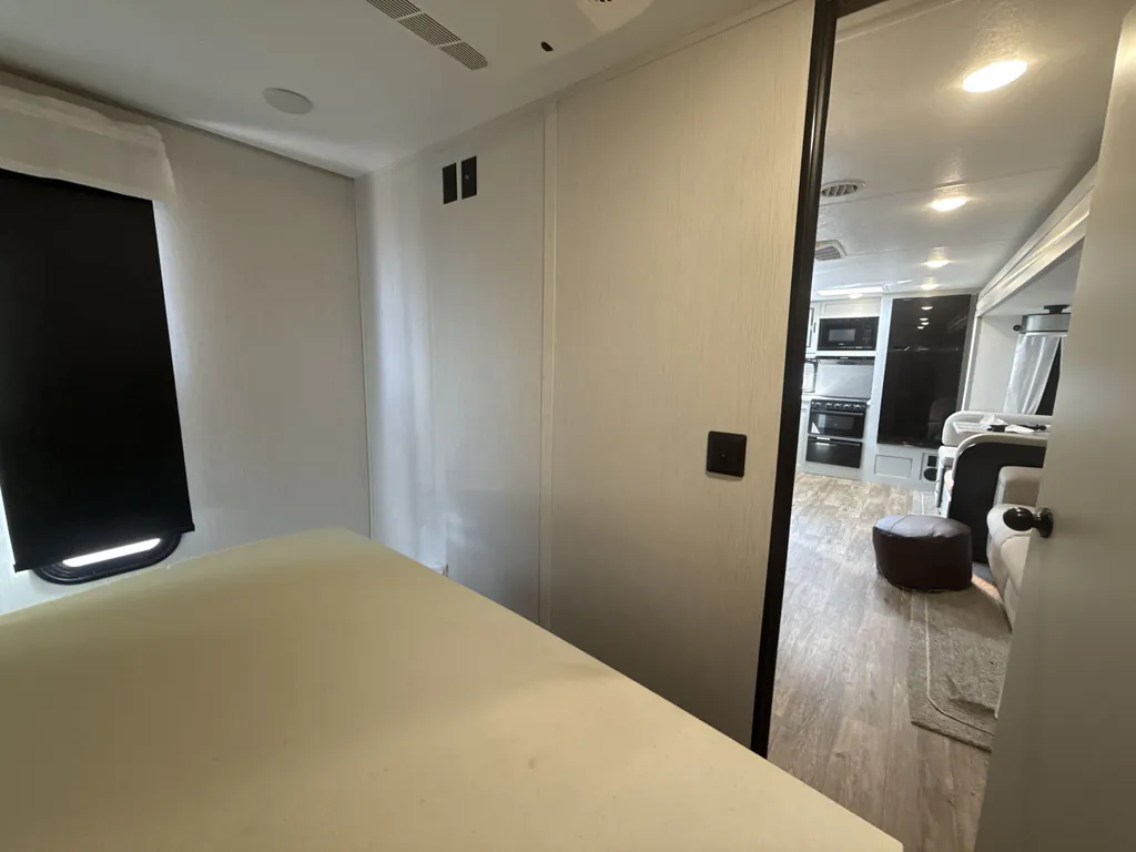 2022 Forest River Vibe 25RK, Photos photo 15