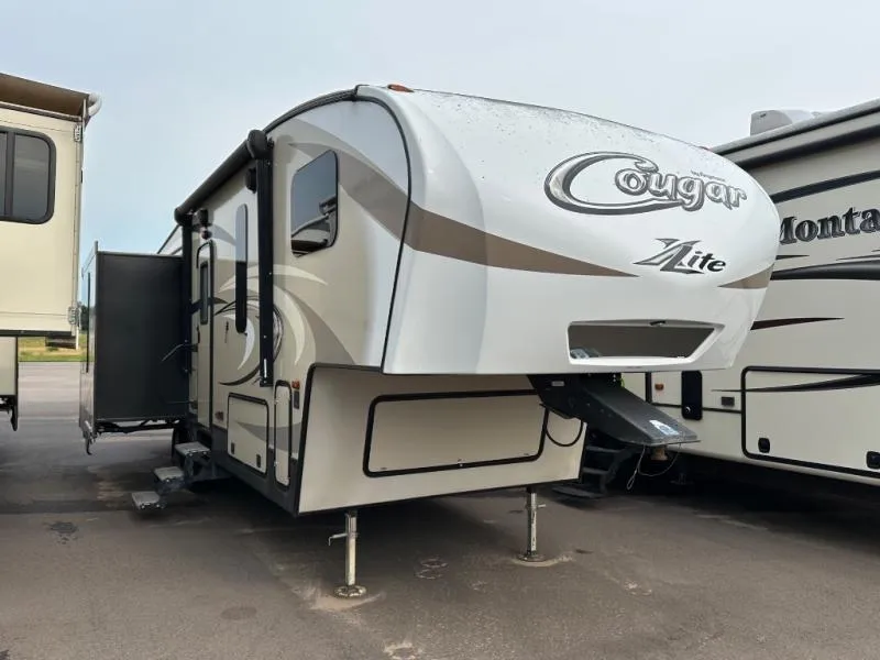 2017 Keystone Cougar X-Lite 28SGS - Main photo