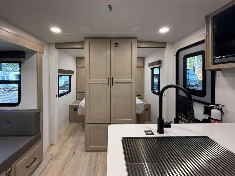 2026 Forest River Rockwood Mini Lite 2520BH - Photo 3