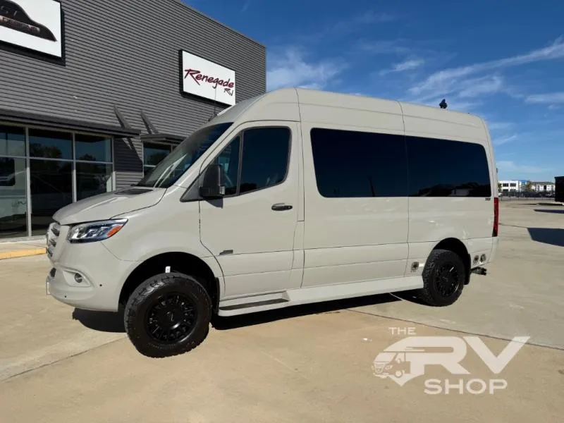 2025 Midwest Automotive Designs Day Cruiser D4 - Photo 4