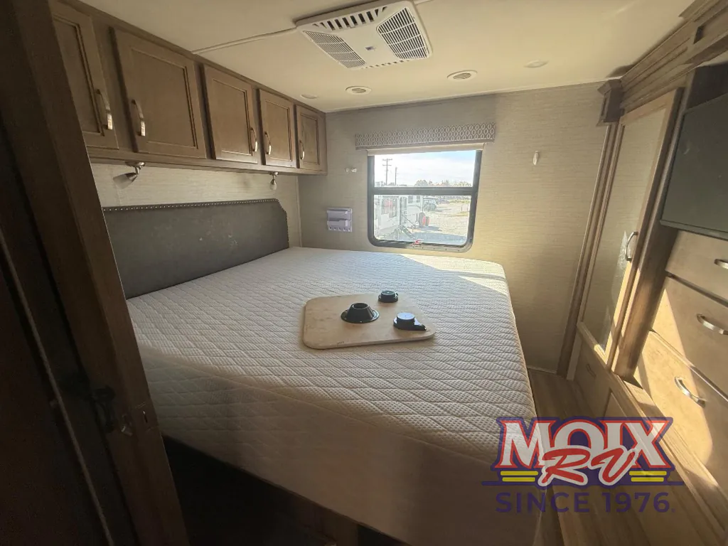 2018 Jayco Precept 29V, Photos photo 24