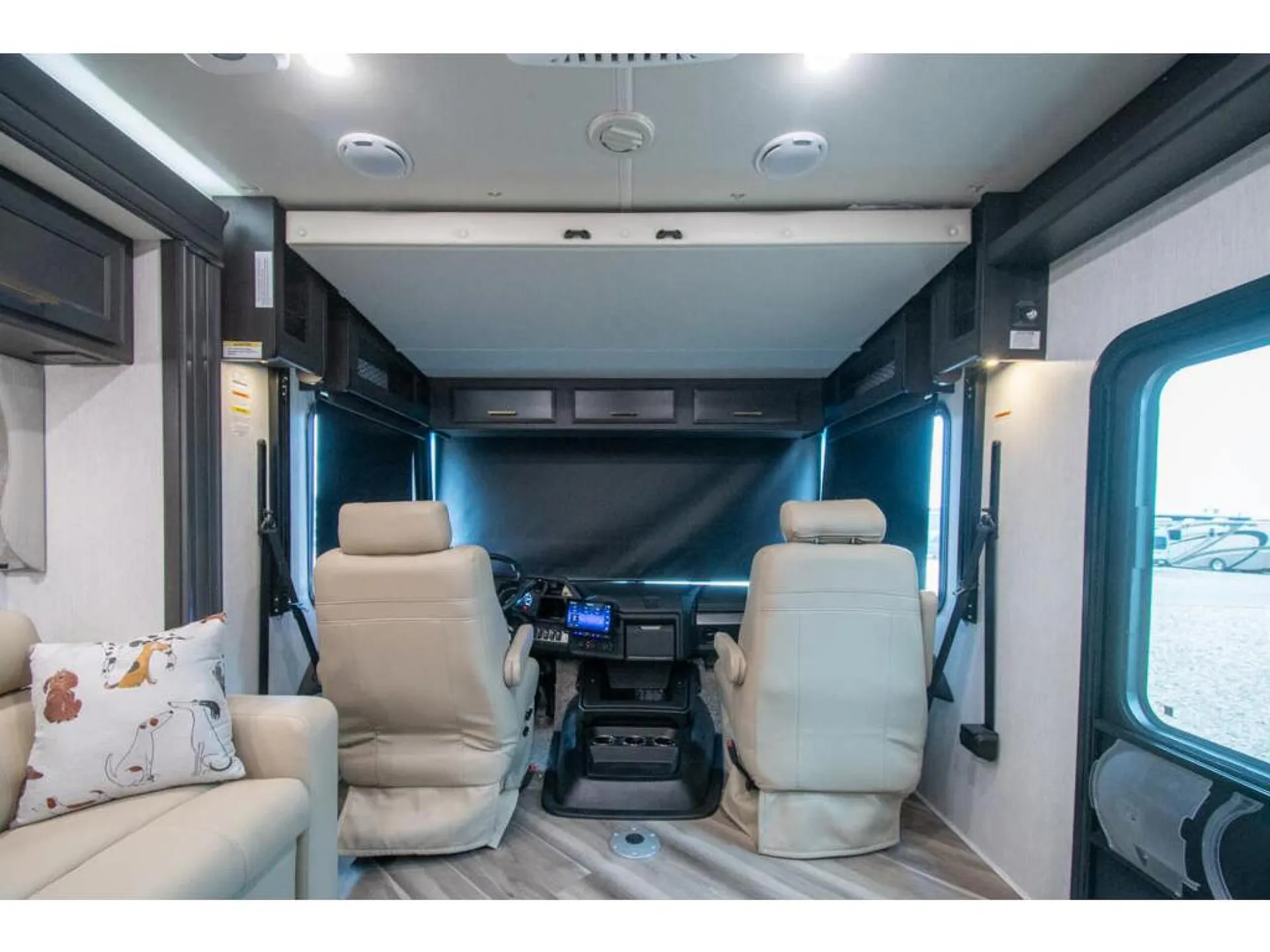 2026 Fleetwood Fortis 36T - Photo 4