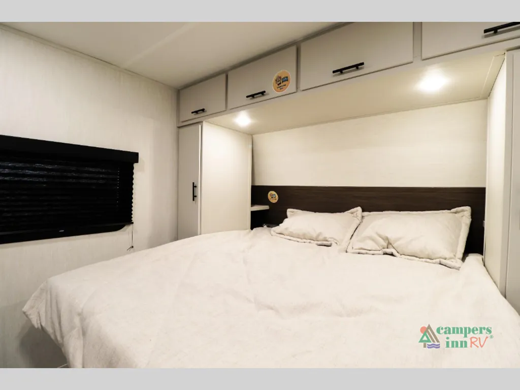 2026 Forest River Westbrook Luxury 305DBLC, Photos photo 38