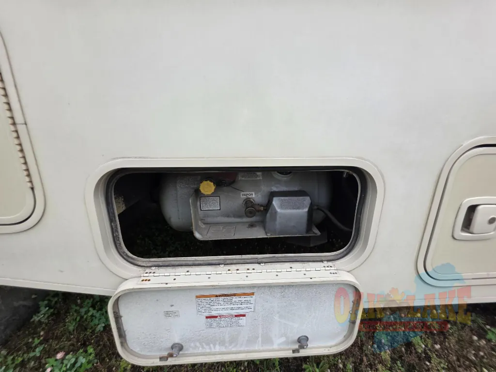 2018 Winnebago Sunstar 27P, Photos photo 47