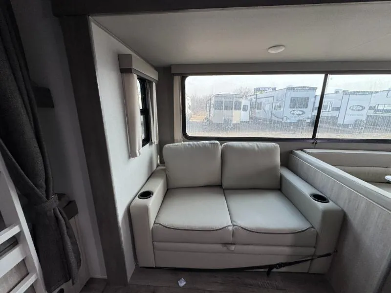 2026 Coachmen Catalina Legacy Edition 273DBHCK, Photos photo 25