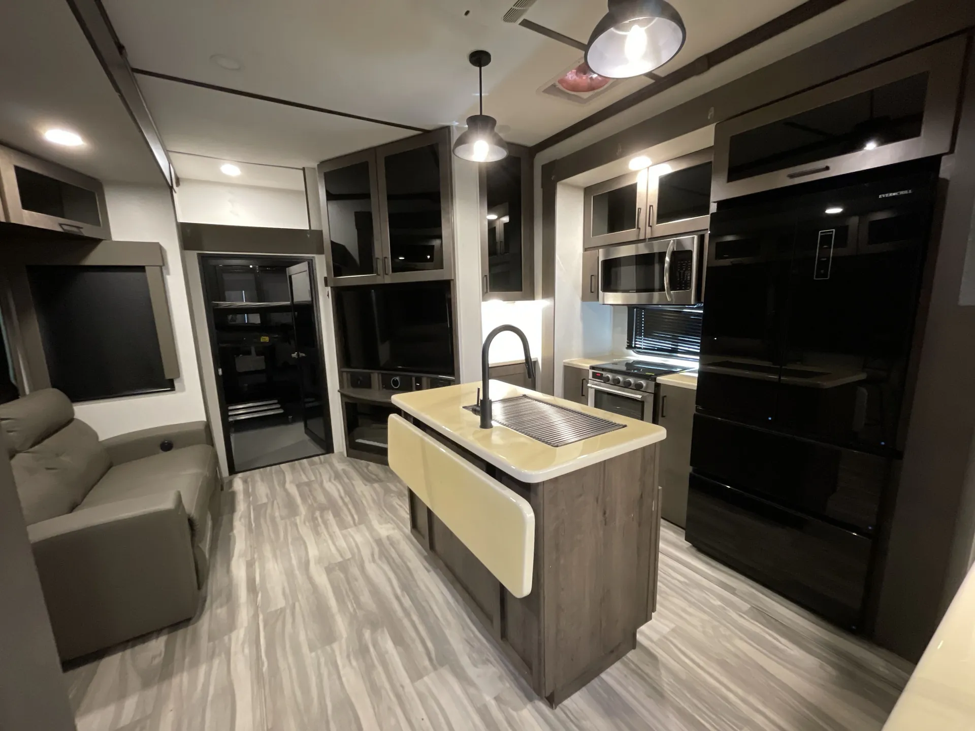 2022 Alliance RV Valor 36V11 — living area main