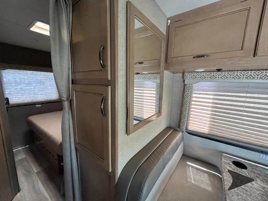 2018 Thor Motor Coach Freedom Elite 22FE, Photos photo 18