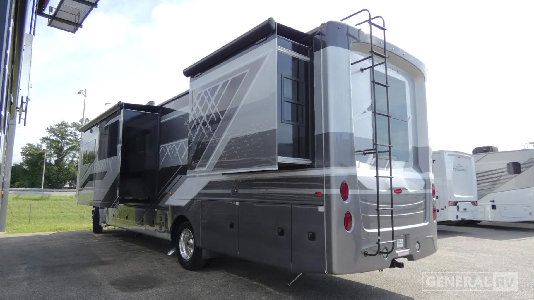 2026 Entegra Coach Accolade XL 37M - Photo 4