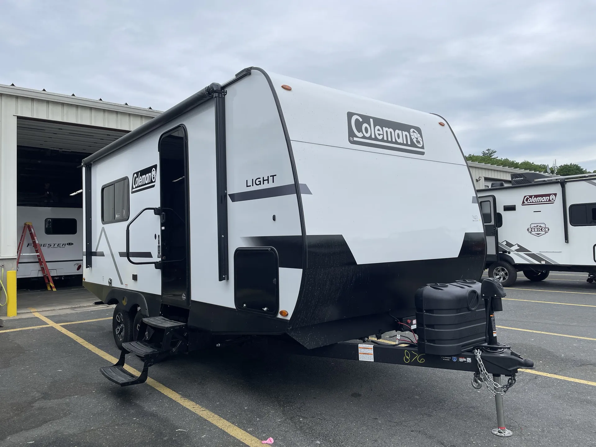 2026 Keystone Coleman Light 18RX - Photo 2