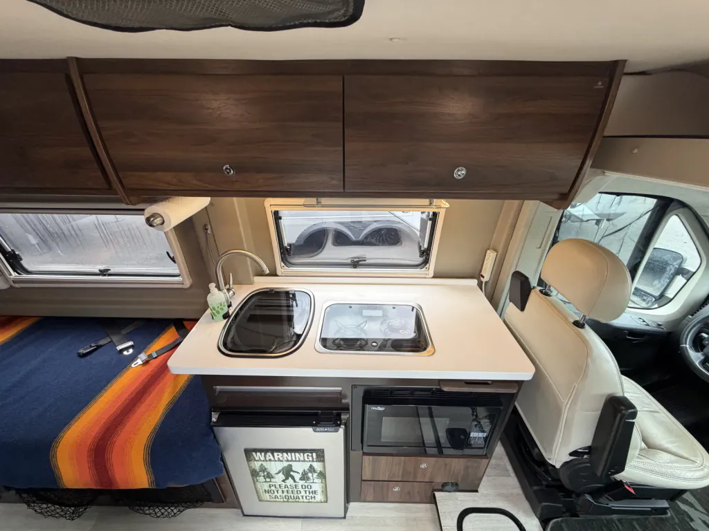 2020 Winnebago Travato 59KL, Photos photo 10