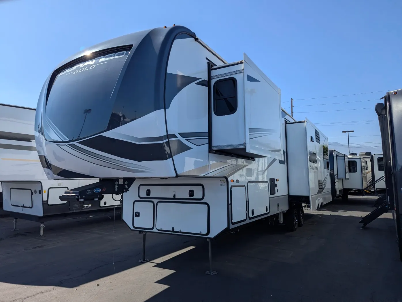 2024 KZ RV Durango Gold G360REQ - Photo 3
