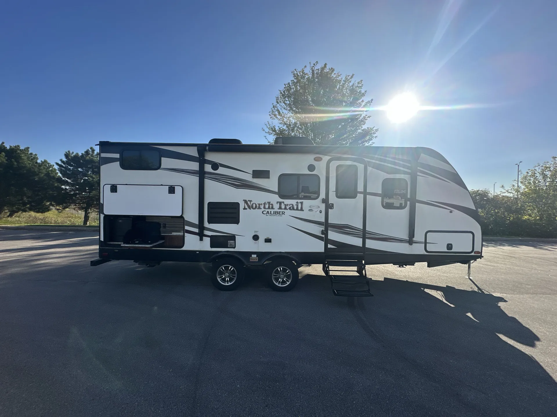 2017 Heartland North Trail 24BHS — living area main