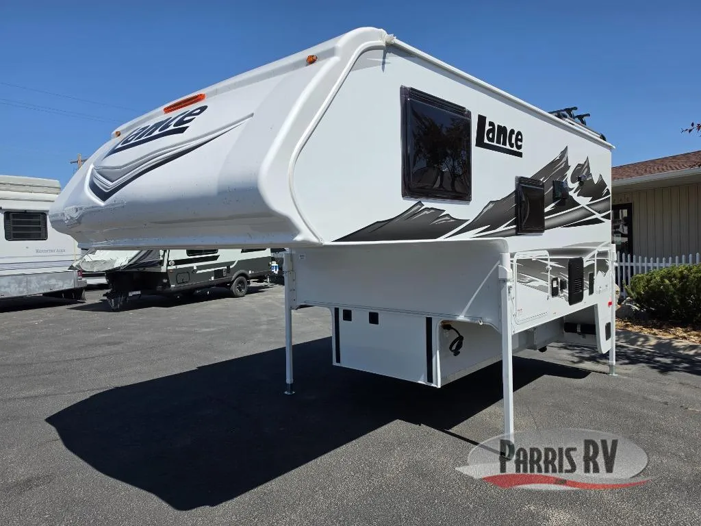 2026 Lance Lance Truck Campers New    850 - Photo 4