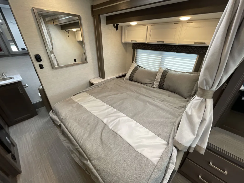 2025 Thor Motor Coach Freedom Elite 27HE, Photos photo 15