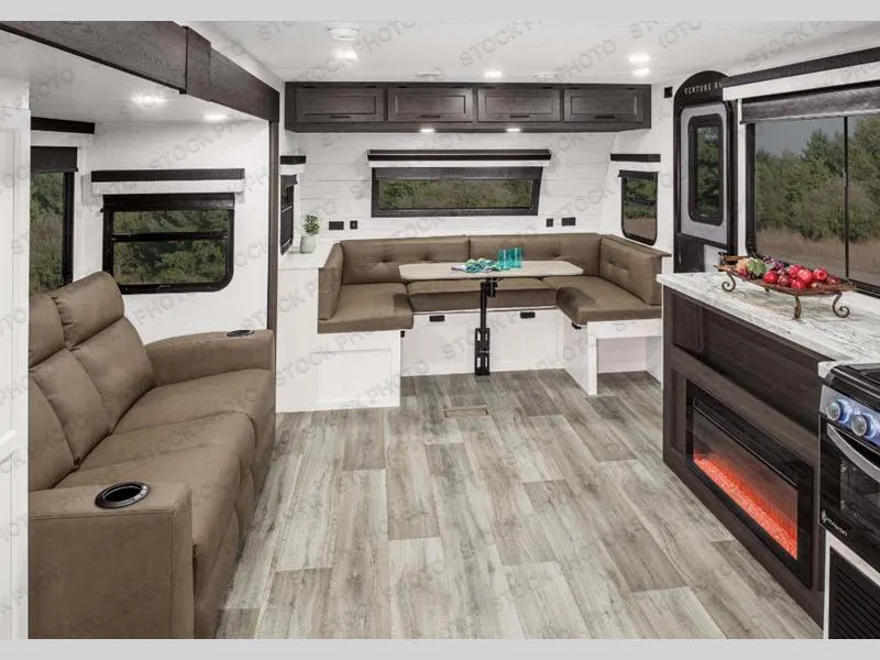 2026 Venture RV Stratus 282VFD - Photo 2