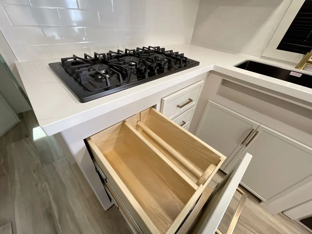 2027 Brinkley Model I 294, Photos photo 10