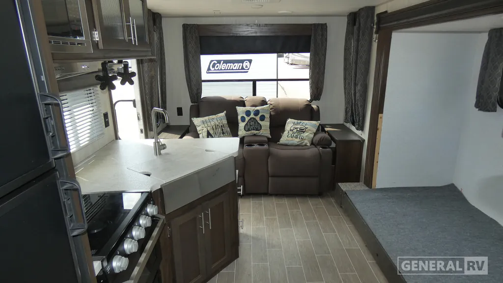 2020 Forest River Cherokee Grey Wolf 23MK, Photos photo 2