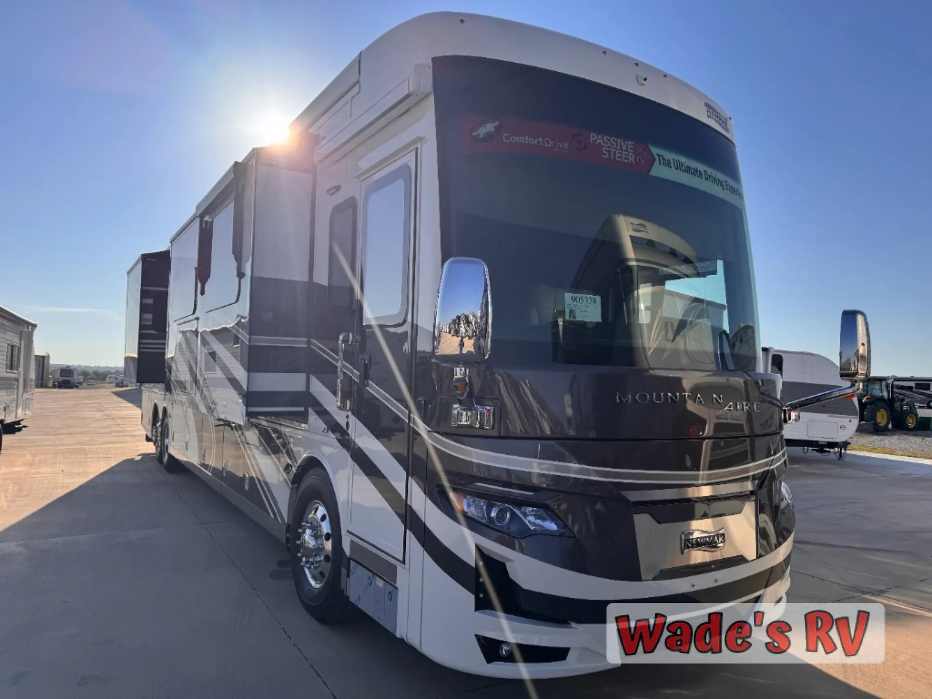 2027 Newmar Mountain Aire 4551 - Photo 2