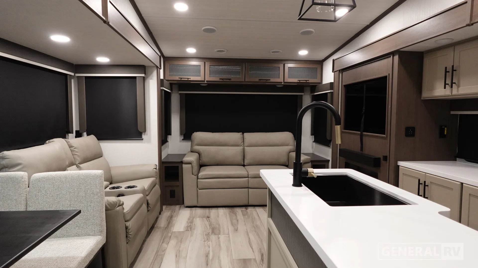 2027 Keystone Cougar Half-Ton 28RLI - Photo 3