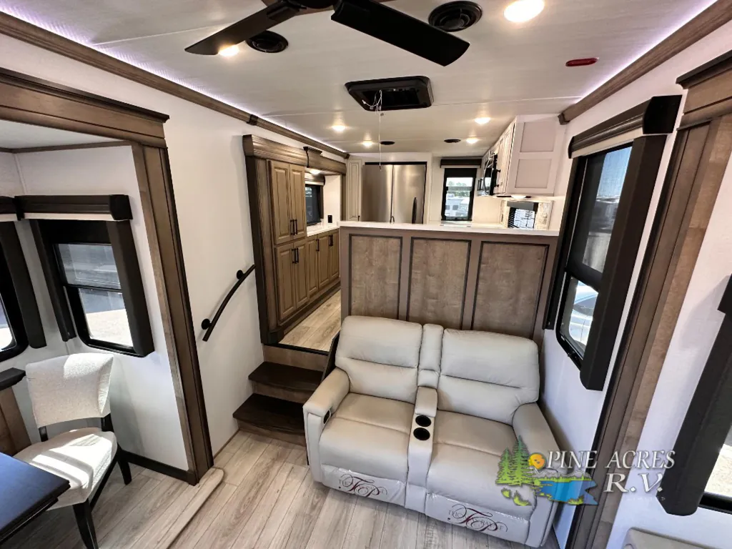 2024 Keystone Montana 3901RK, Photos photo 17