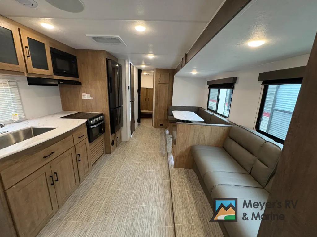 2025 Coachmen Freedom Express Select 29SE, Photos photo 11