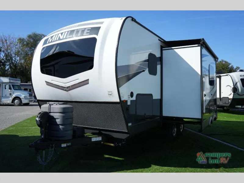 2024 Forest River Rockwood Mini Lite 2109S - Photo 4