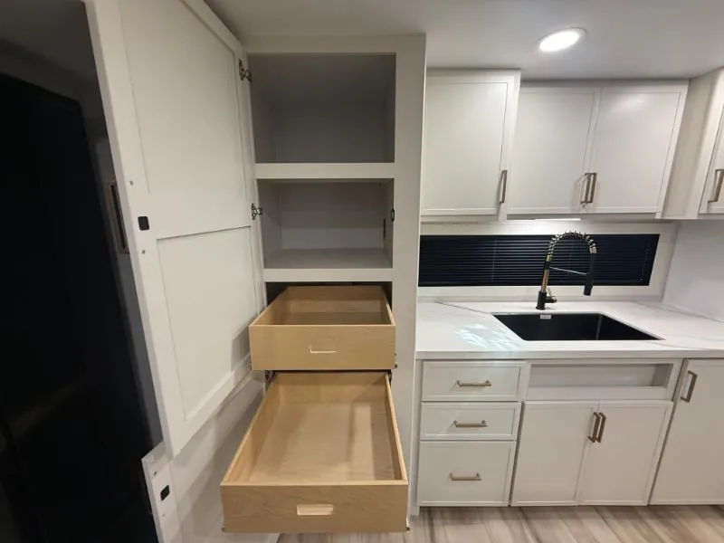 2026 Brinkley Model I 280, Photos photo 11