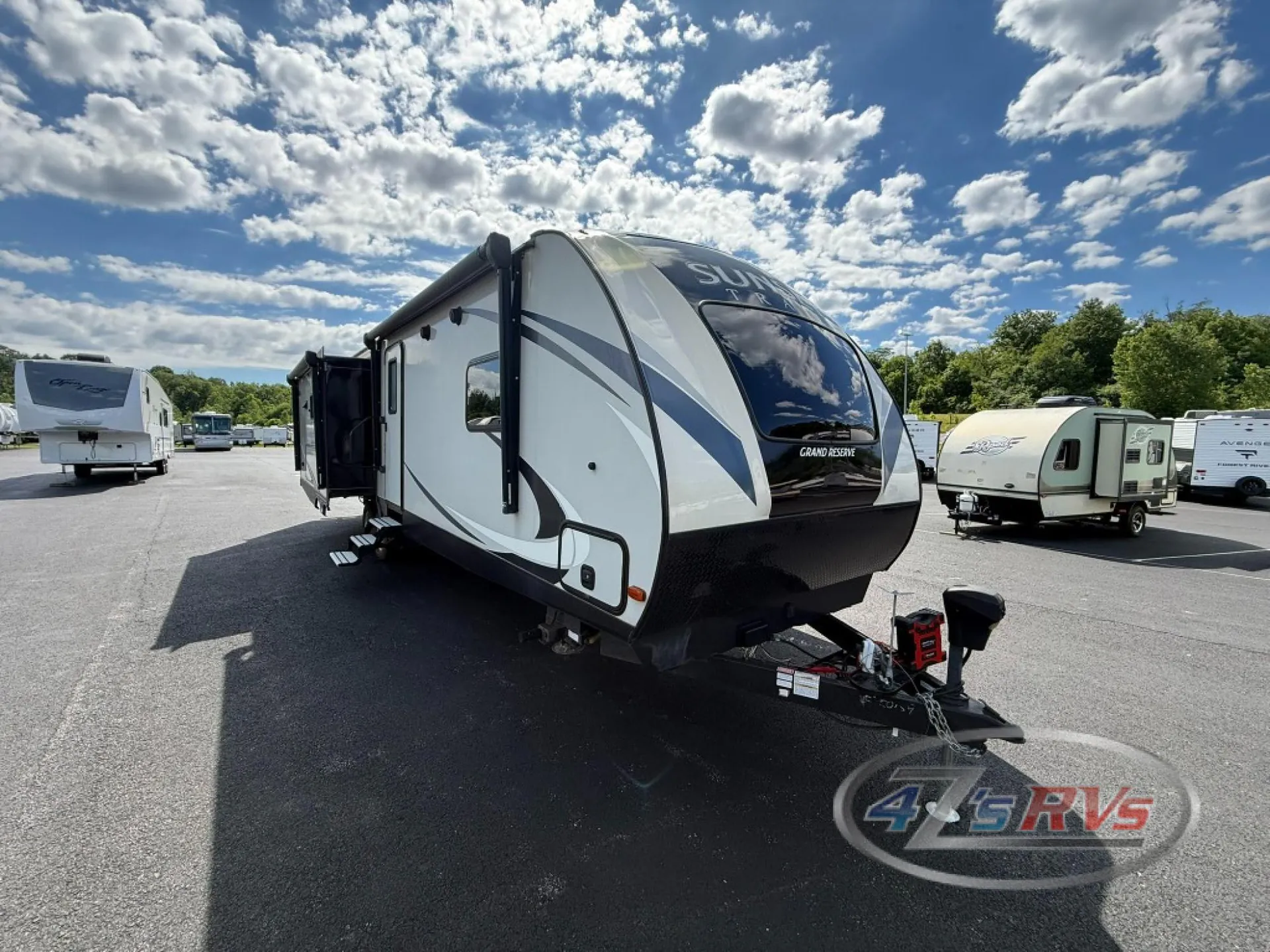 2017 CrossRoads Sunset Trail Grand Reserve 33SI - Photo 2