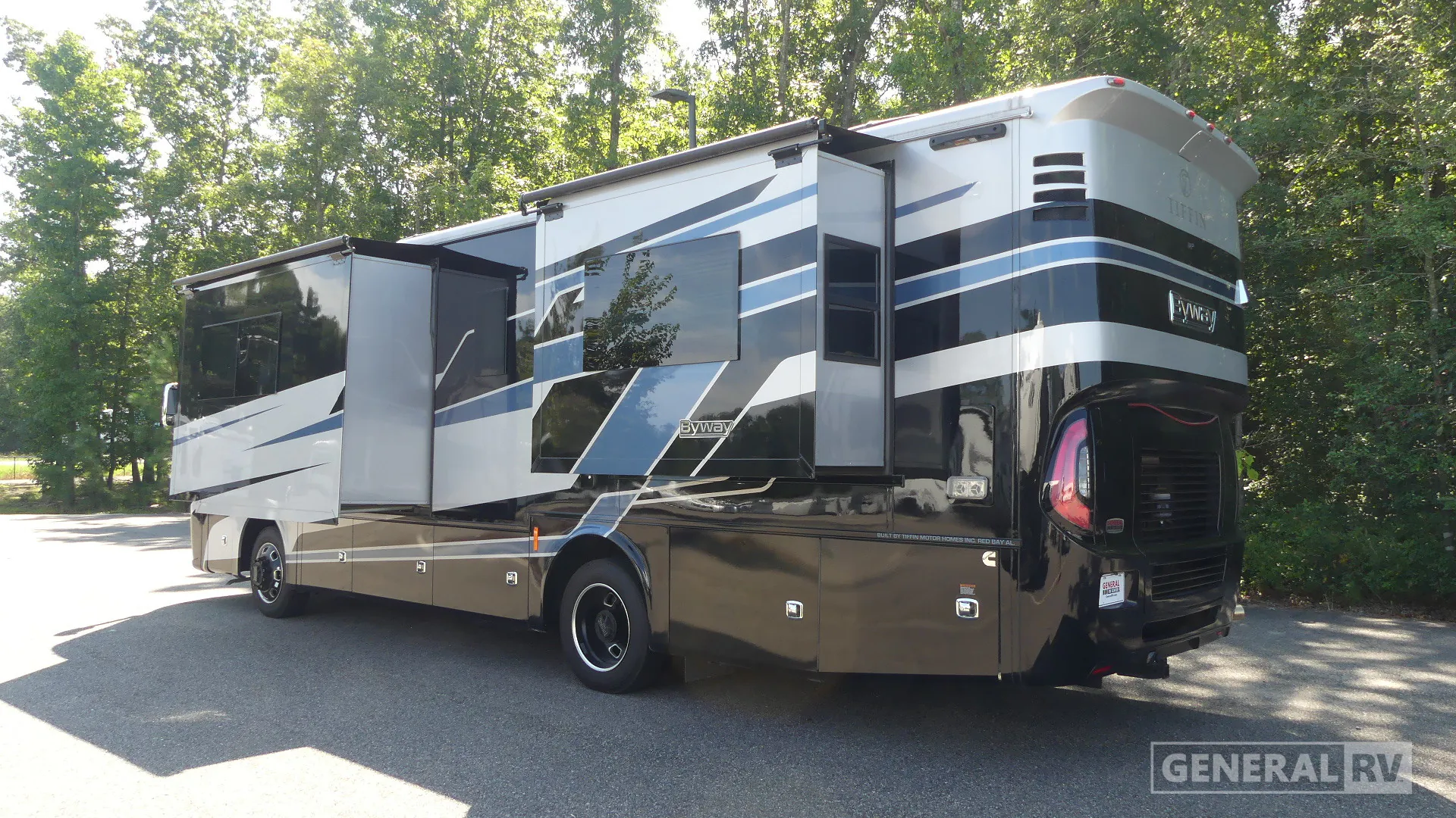 2026 Tiffin Byway 33 FL - Photo 4