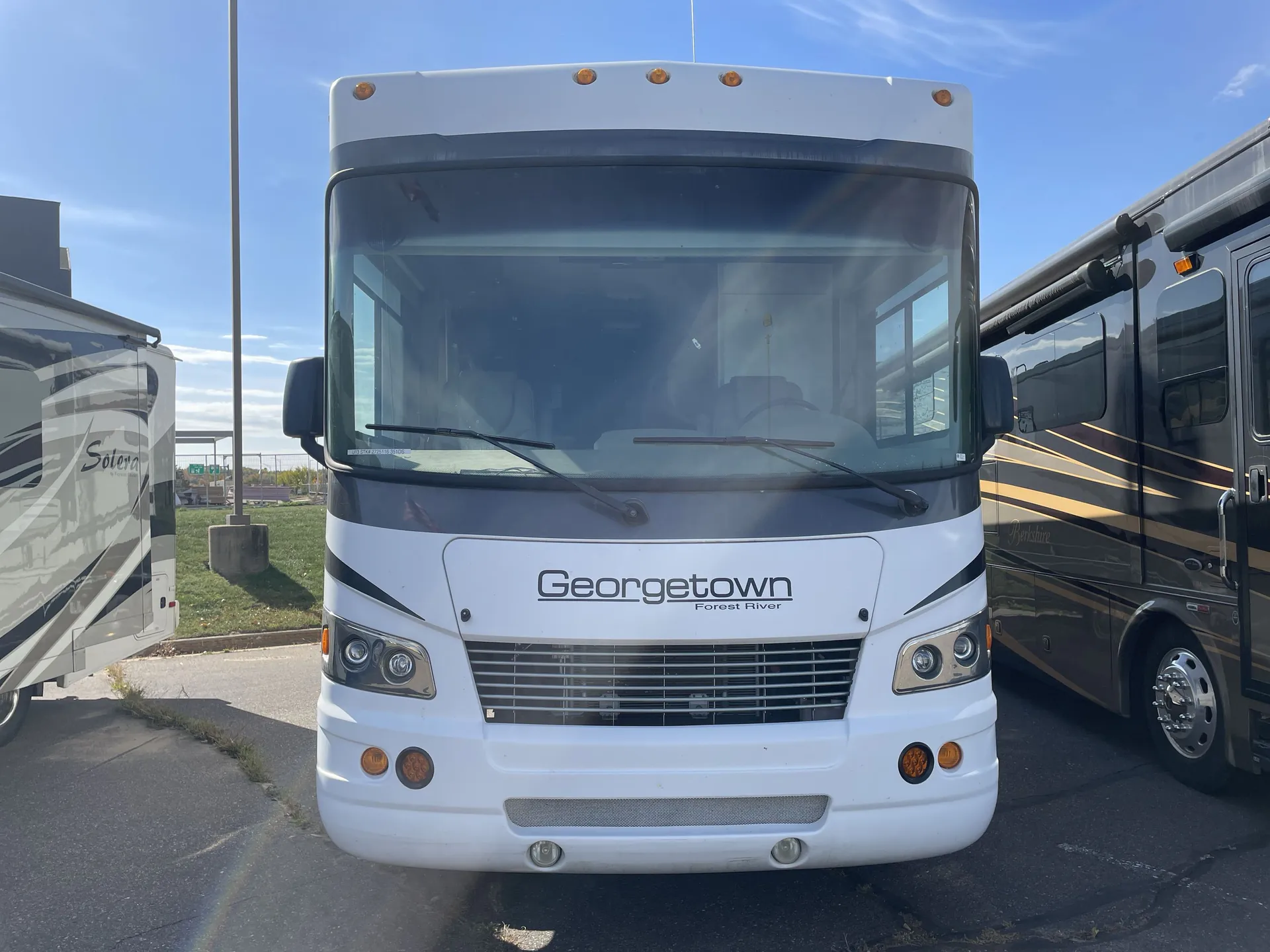 2013 Forest River Georgetown 351DS — front