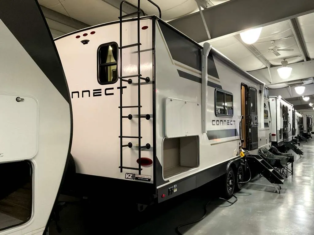 2027 KZ RV Connect C282FKK - Photo 4