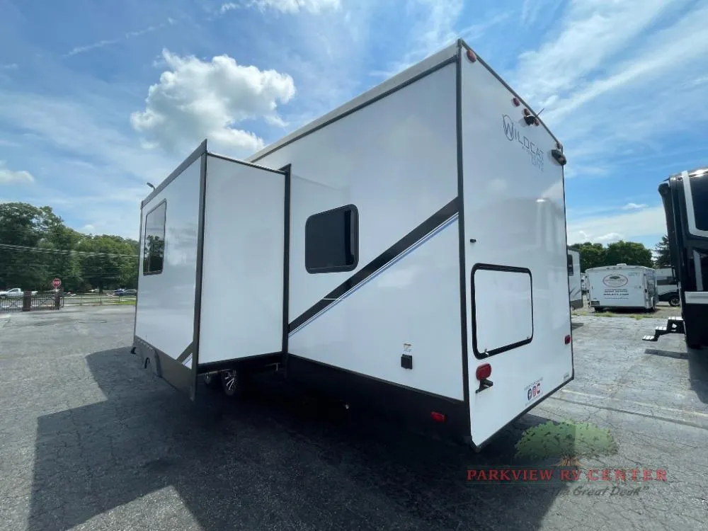2023 Forest River Wildcat 28BH - Photo 4