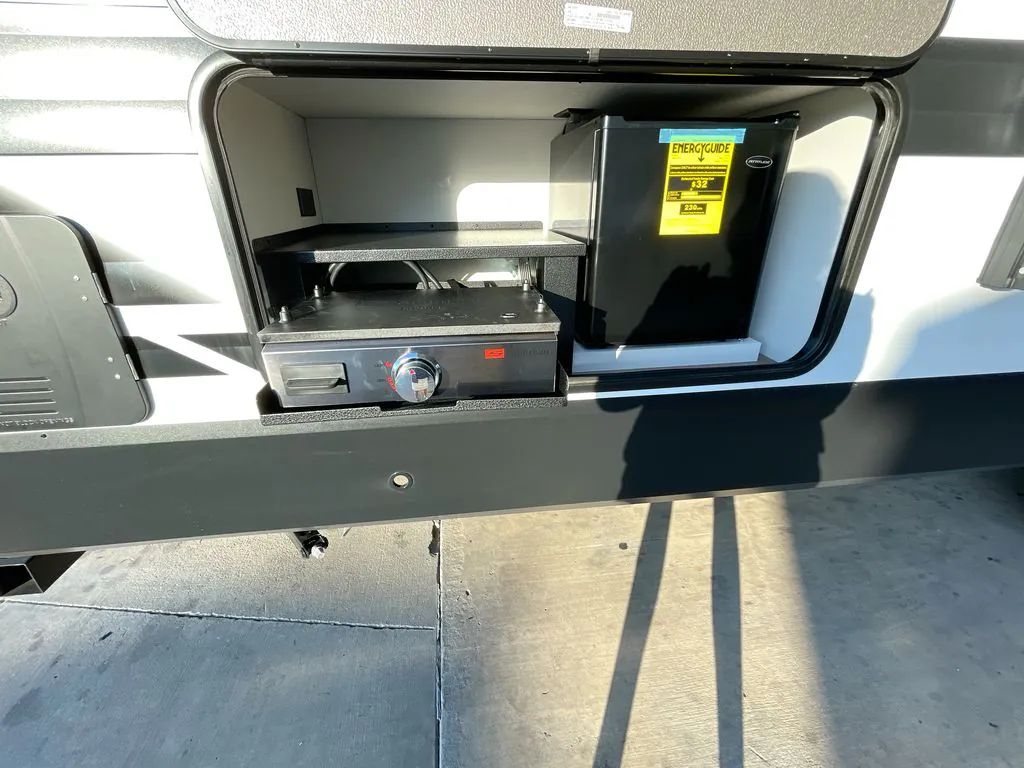 2027 Grand Design Transcend 335BHT, Photos photo 44