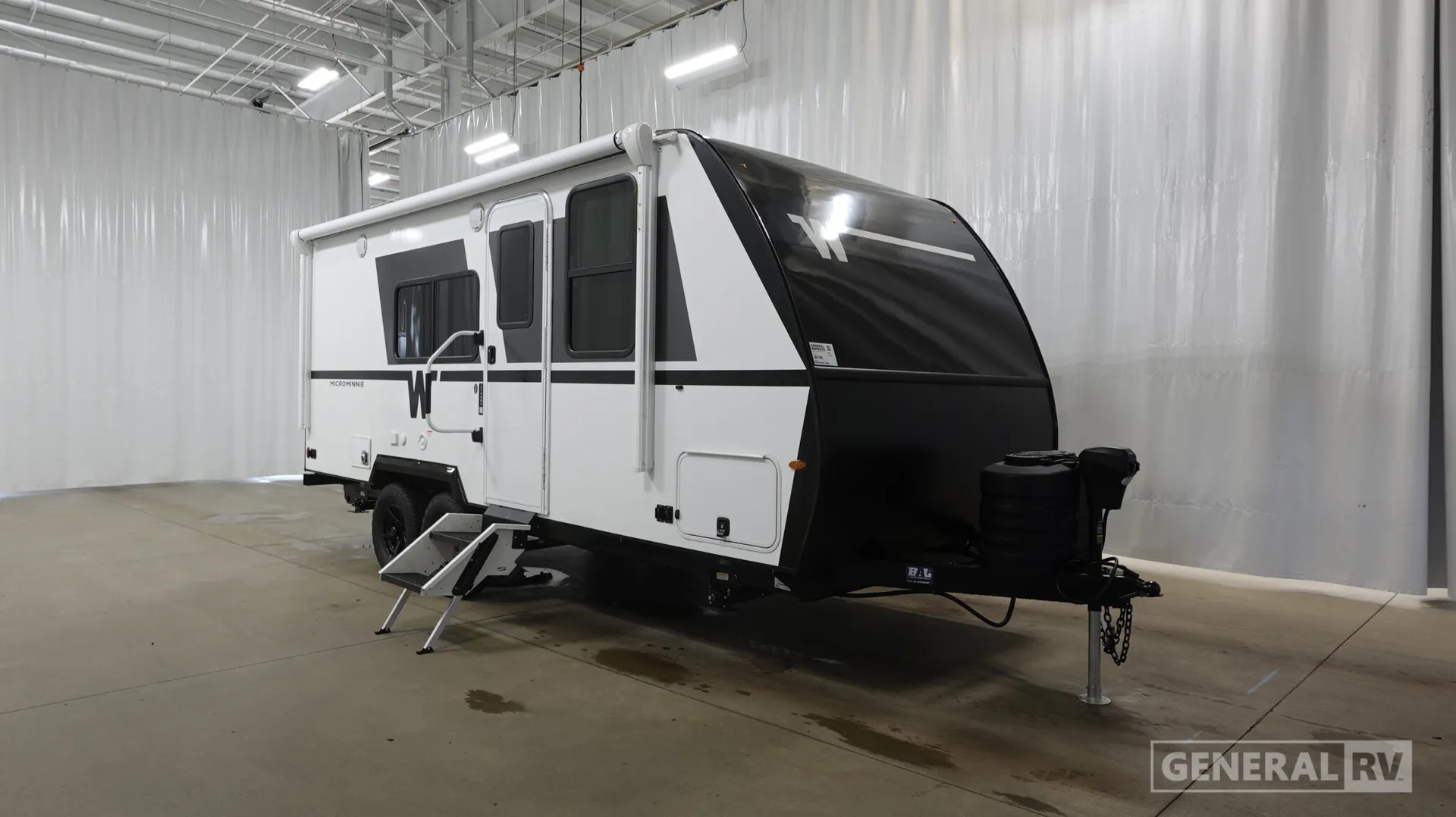 2027 Winnebago Micro Minnie 2108DS - Photo 2