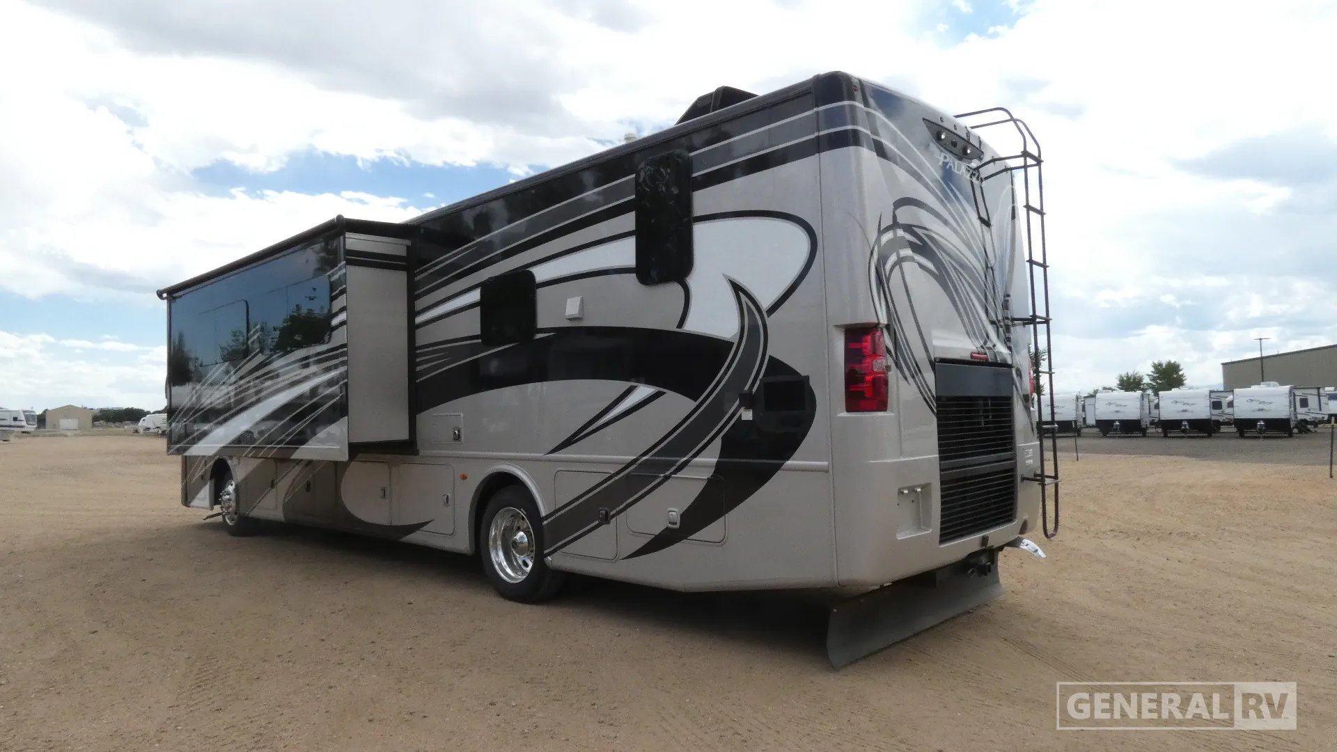2017 Thor Motor Coach Palazzo 36.3 - Photo 4