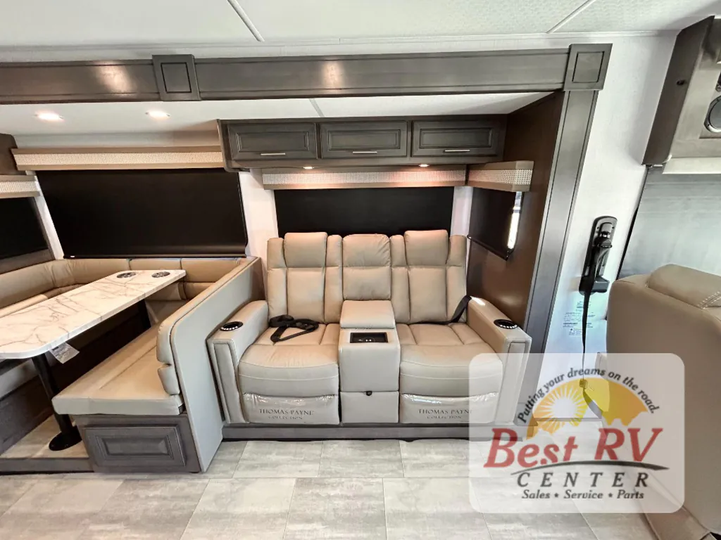 2027 Forest River Georgetown 3 Series GT3 33B3, Photos photo 16