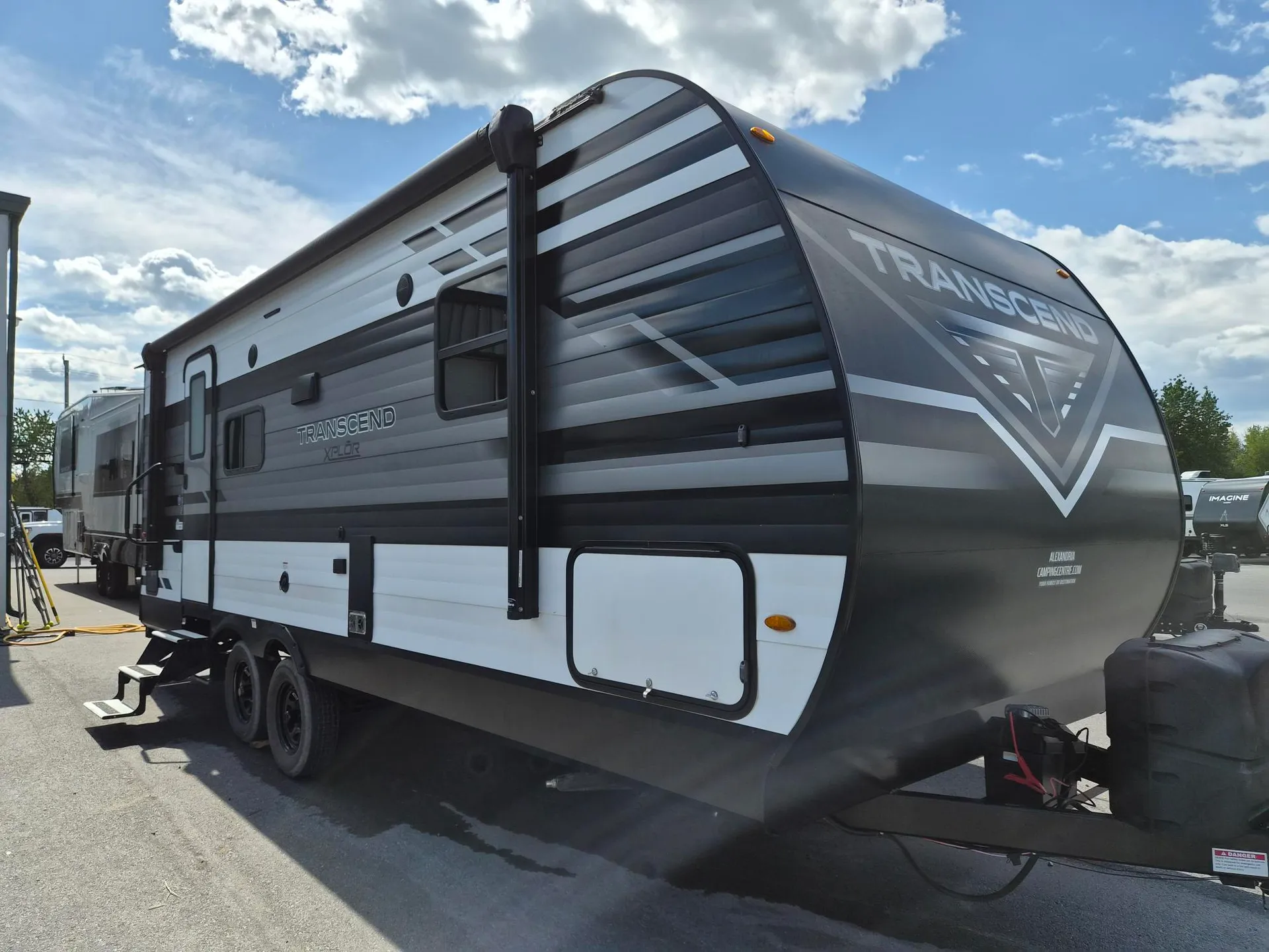 2022 Grand Design Transcend Xplor 221RB - Photo 2