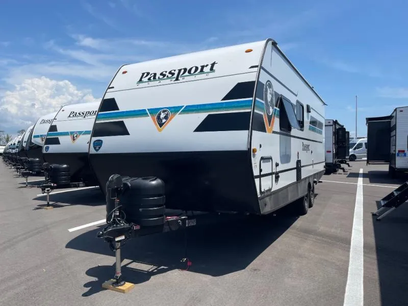 2025 Keystone RV Passport Classic 214BH - Photo 4
