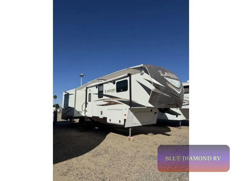 2014 Keystone RV Laredo 292RL - Photo 4