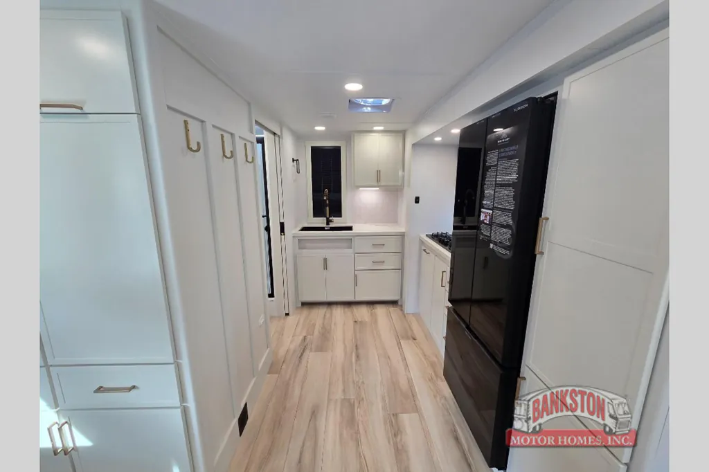 2026 Brinkley Model I 235, Photos photo 10