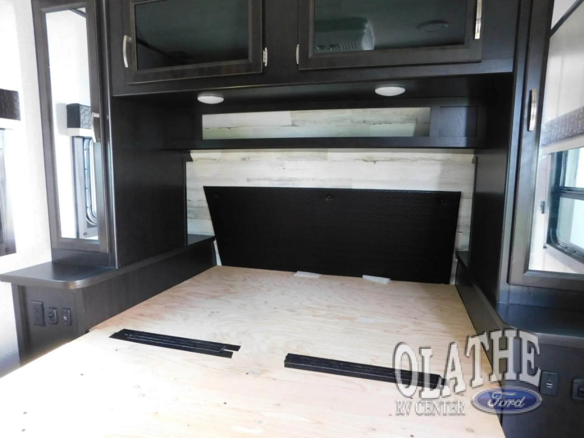2021 Jayco Jay Feather 27BHB - Photo 3