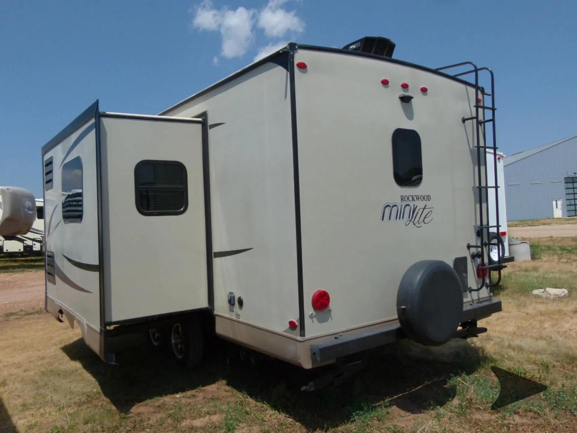 2018 Forest River Rockwood Mini Lite 2511S - Photo 3