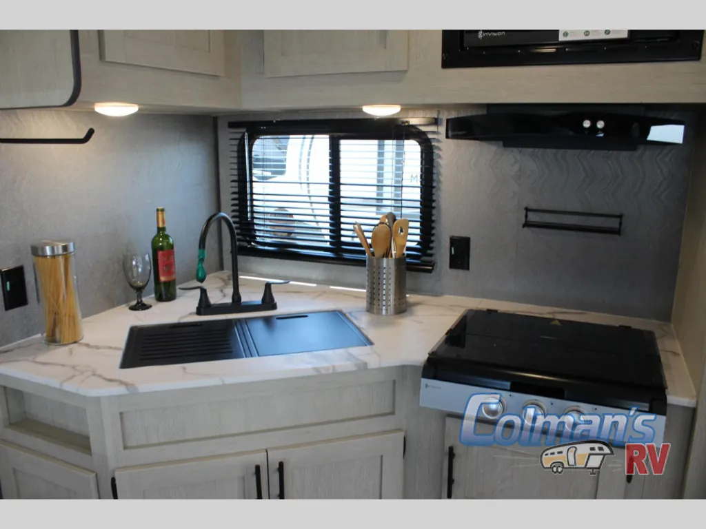 2026 Shasta RVs i-5 Edition 533BH, Photos photo 20
