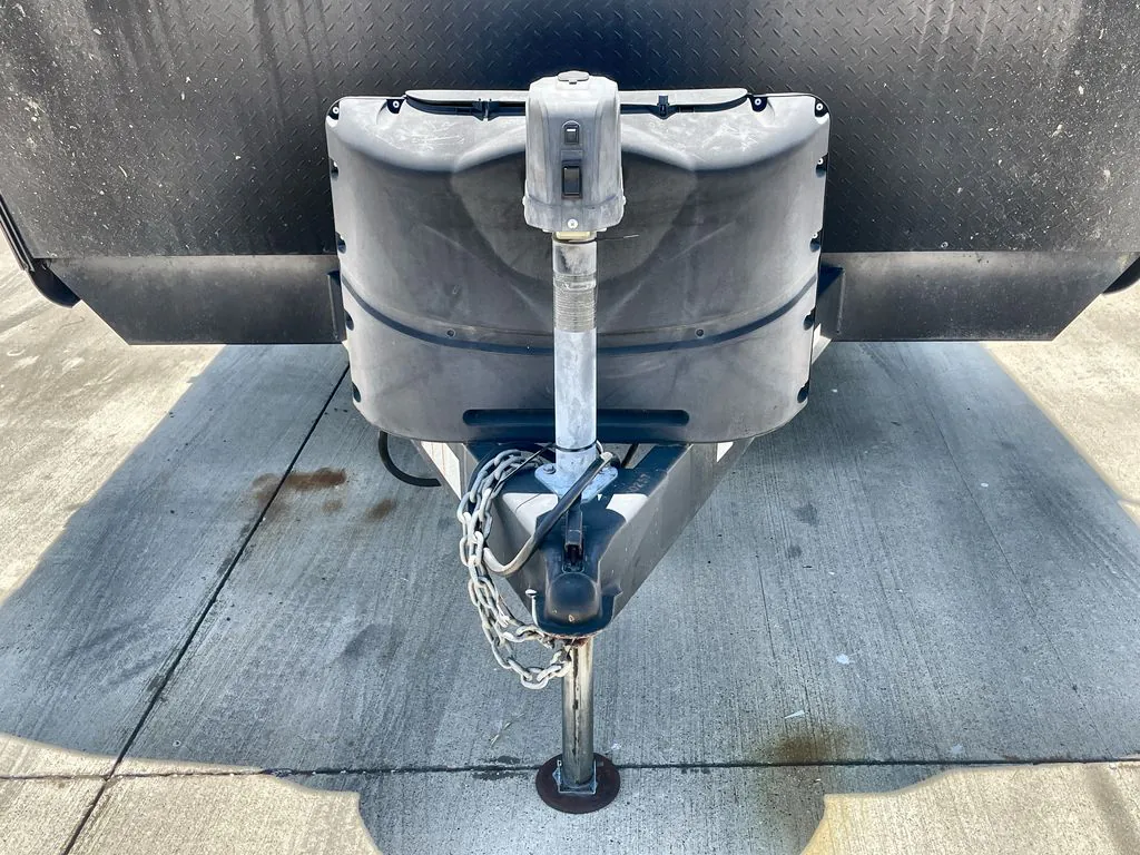 2020 Forest River Cherokee Alpha Wolf 26RL - Photo 3