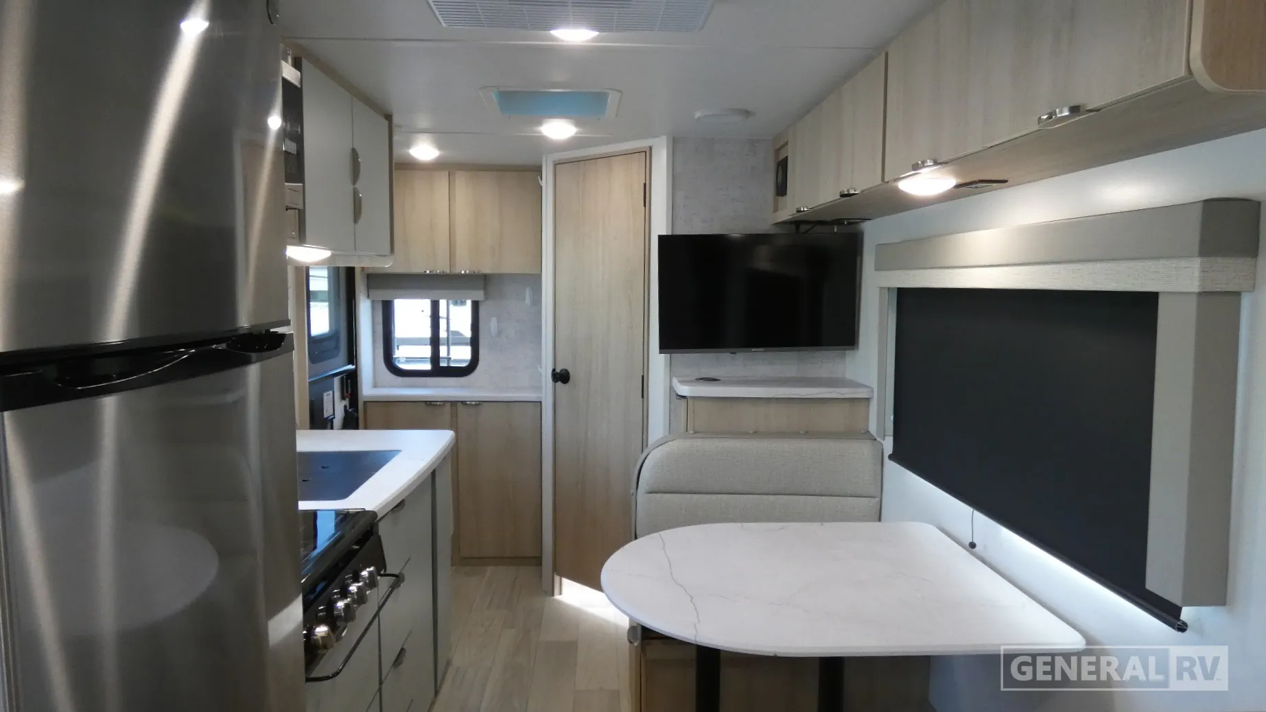 2024 Winnebago Micro Minnie 1720FB - Photo 3