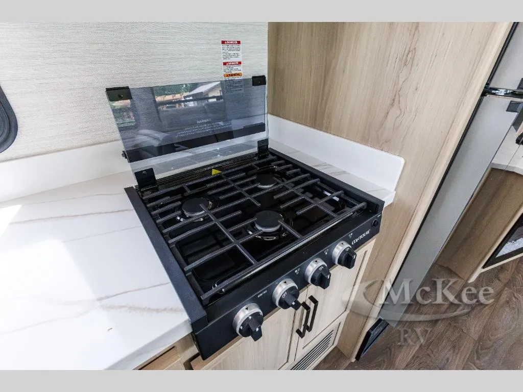2027 Dynamax Corp Europa S 37CA - Photo 4