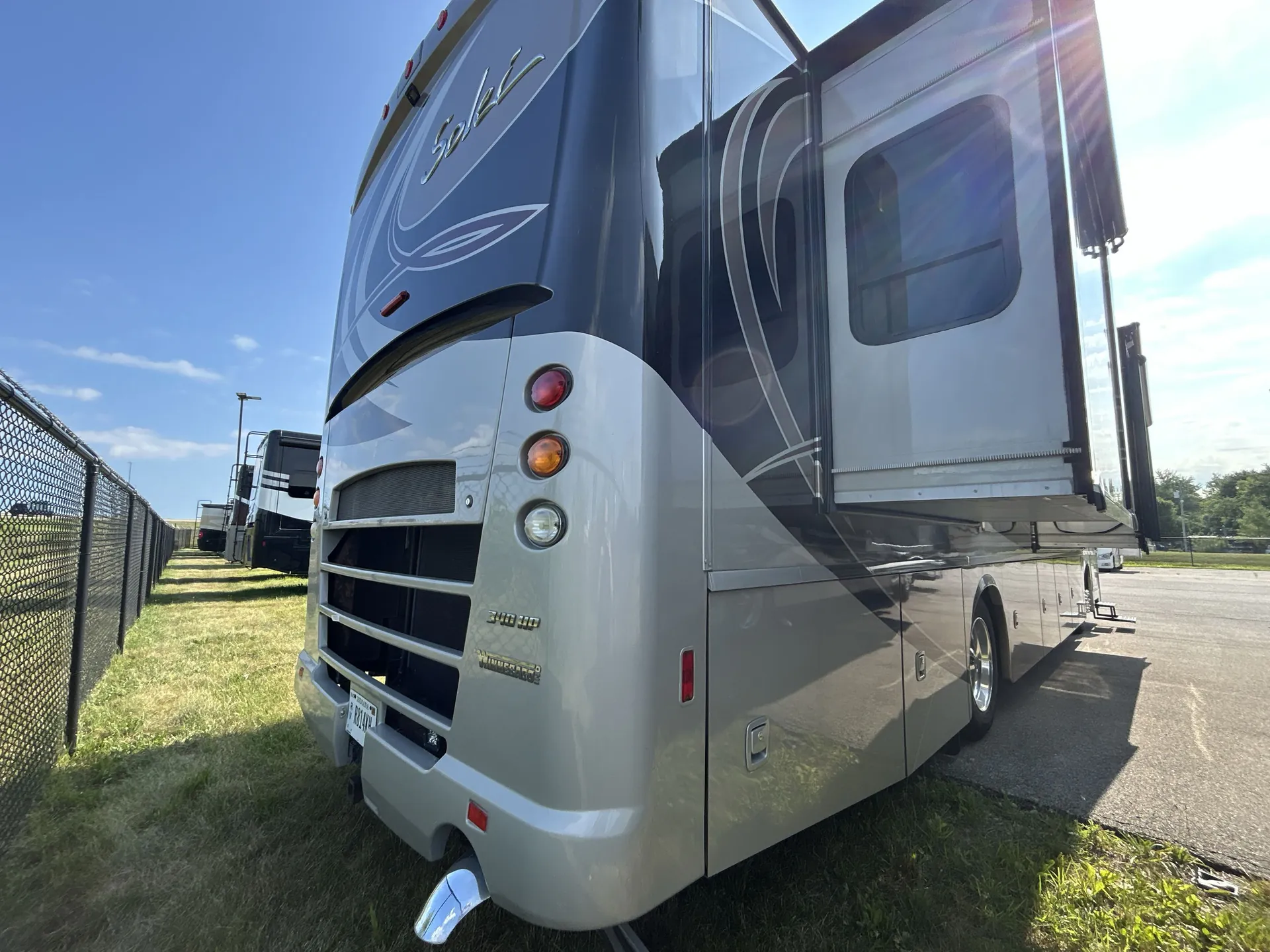 2015 Winnebago Solei 36G — living area main