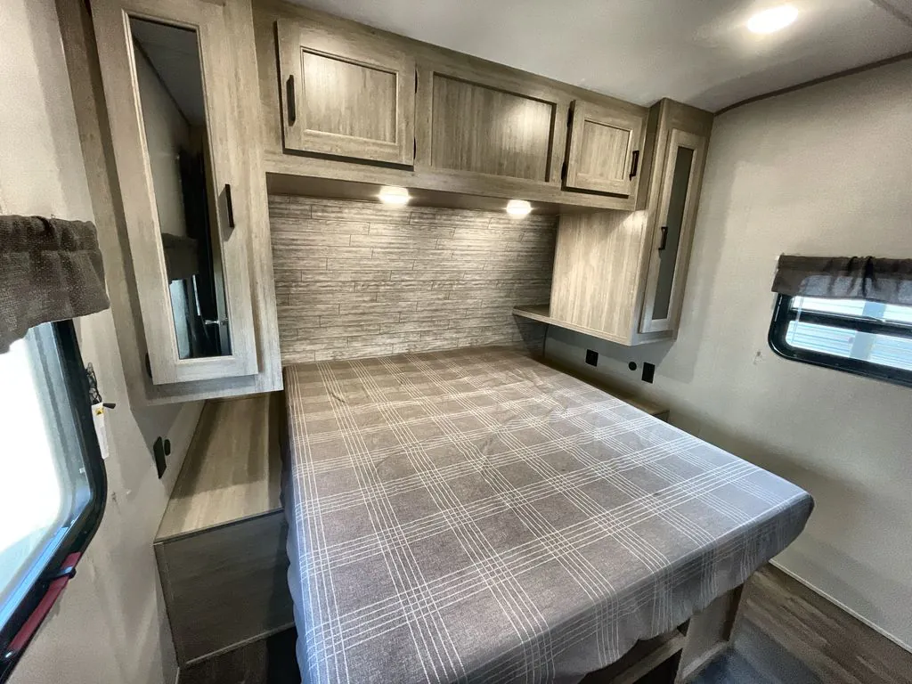 2026 Forest River Aurora 29TQS — Photo 7